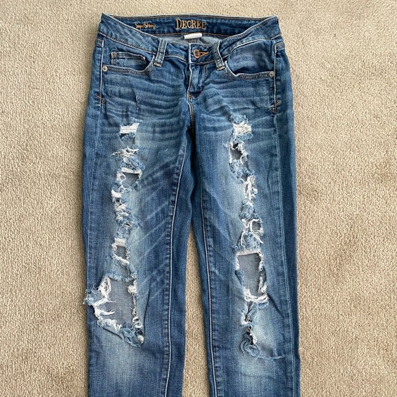 Decree Seriously Distressed Skinny Jeans - Picture 5 of 10